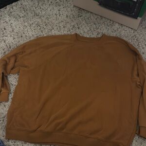 Women’s rust sweatshirt